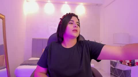 kendall_roous online show from October 17, 2025, 9:06 pm