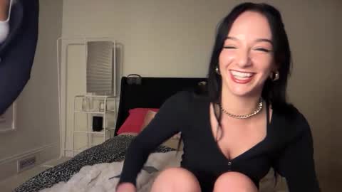 kendallmonroee online show from November 10, 2025, 6:56 am