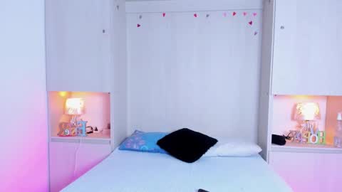 Kendal online show from December 18, 2025, 12:44 pm