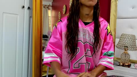 Snapshot of kendalstallyon chatting on December 30, 2024, 3:35 pm Kendal online show from December 30, 2024, 3:35 pm