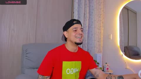 kendel_dimitri online show from November 14, 2025, 12:42 am