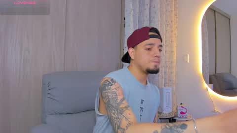 kendel_dimitri online show from November 17, 2025, 4:51 am