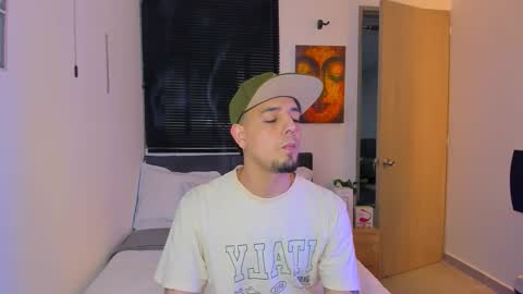 kendel_dimitri online show from March 25, 2026, 5:13 am