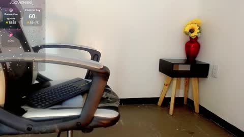 Kendra Bailey online show from November 18, 2025, 7:07 pm