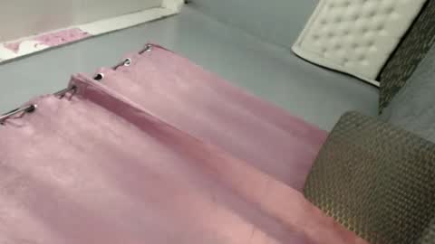 kendra_cake69 online show from March 17, 2026, 6:33 pm