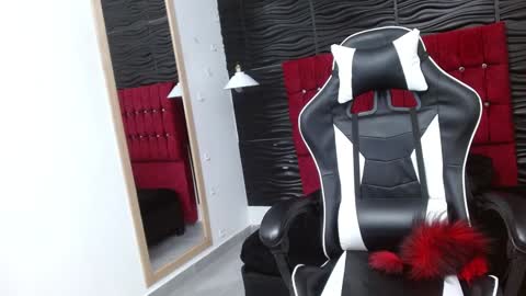 Snapshot of kendra_lust_69 chatting on January 29, 2025, 5:30 am kendra_lust_69 online show from January 29, 2025, 5:30 am