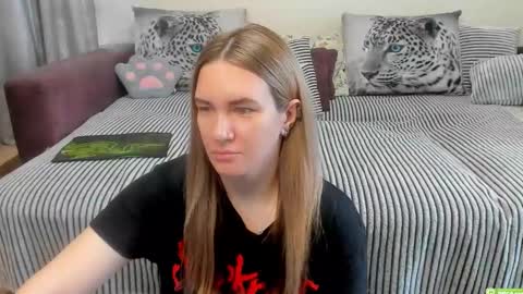 Snapshot of kendra_xx_ chatting on May 16, 2026, 12:07 am Kendra online show from May 16, 2026, 12:07 am