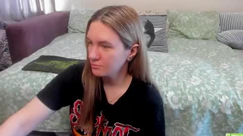 Snapshot of kendra_xx_ chatting on May 27, 2026, 1:57 am Kendra online show from May 27, 2026, 1:57 am