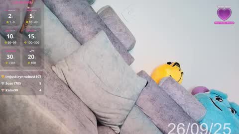 kenia_fox1 online show from September 26, 2025, 5:11 am