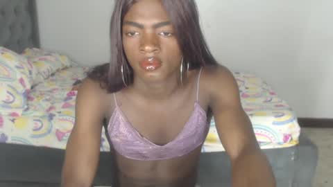 Snapshot of kenia_nihiara chatting on July 2, 2026, 9:37 am kenia_nihiara online show from July 2, 2026, 9:37 am