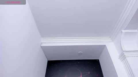 Kenishax  online show from February 6, 2026, 3:33 am