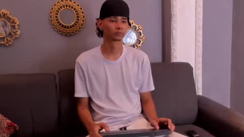 Snapshot of kenix_777 chatting on October 26, 2025, 7:31 pm KENIX online show from October 26, 2025, 7:31 pm