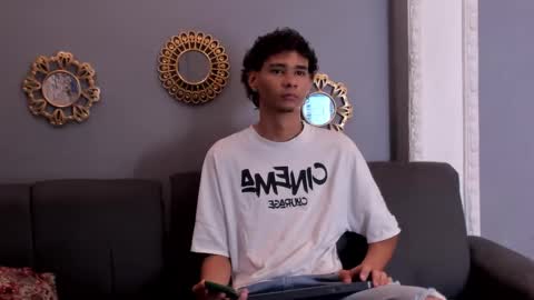 Snapshot of kenix_777 chatting on October 29, 2025, 7:37 pm KENIX online show from October 29, 2025, 7:37 pm