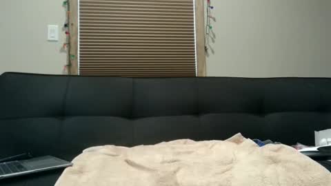 Kenluca online show from December 22, 2024, 5:42 pm