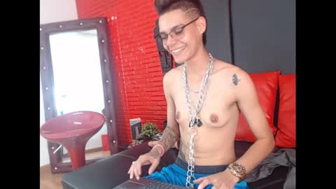 kenn_boy_ online show from February 3, 2025, 7:00 pm