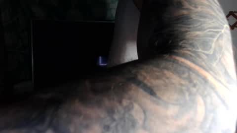 Snapshot of kennerfox77 chatting on December 8, 2024, 1:46 am Kennfox777 online show from December 8, 2024, 1:46 am