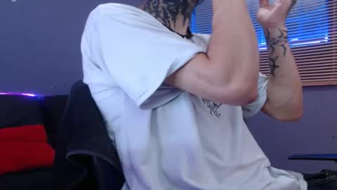 kenny online show from November 19, 2025, 3:45 pm