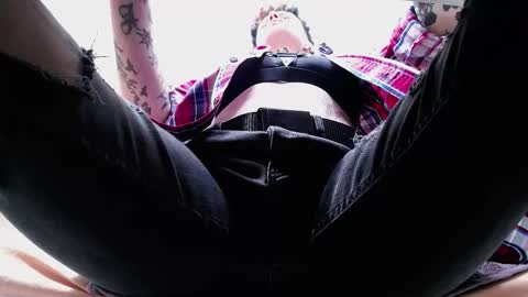 Snapshot of kennyvibe chatting on March 27, 2026, 6:40 pm kennyvibe online show from March 27, 2026, 6:40 pm