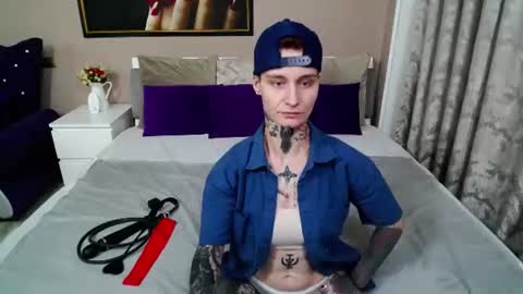 Snapshot of kennyvibe chatting on July 14, 2026, 3:07 pm kennyvibe online show from July 14, 2026, 3:07 pm
