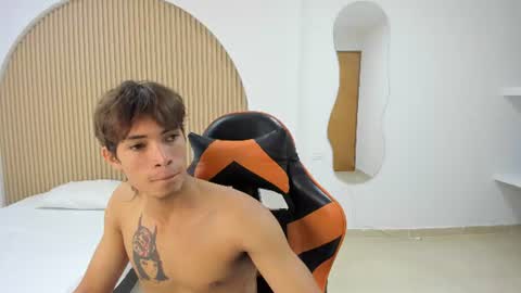 Snapshot of kenshi_roa chatting on June 13, 2026, 4:32 am kenshi_roa online show from June 13, 2026, 4:32 am