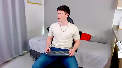 Santiago online show from February 8, 2026, 2:48 am