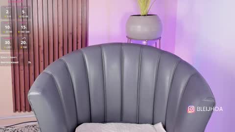 Keny Kitty  Onlyfans Kenayfoxx online show from November 9, 2025, 5:39 am