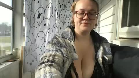 kenzibb online show from January 14, 2026, 4:23 pm