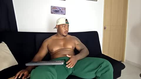 Snapshot of kerlinn2711 chatting on July 25, 2026, 9:45 pm dany wolf002 online show from July 25, 2026, 9:45 pm