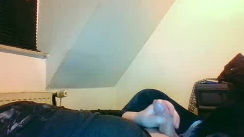 kermit2204 online show from February 2, 2025, 12:51 am