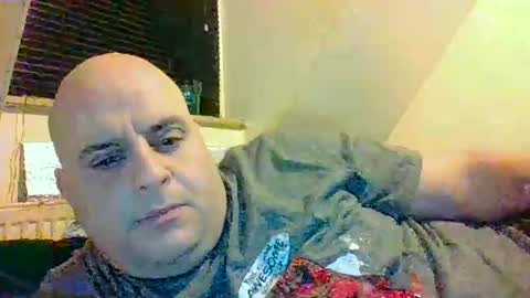 kermit2204 online show from February 15, 2025, 2:47 am