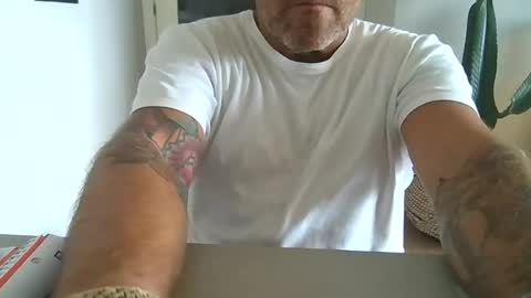 Snapshot of kermitgp3 chatting on June 21, 2026, 11:13 am Anton online show from June 21, 2026, 11:13 am