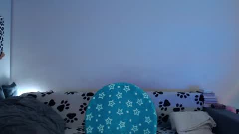 Snapshot of kesha_muah chatting on April 21, 2026, 2:12 pm kesha online show from April 21, 2026, 2:12 pm
