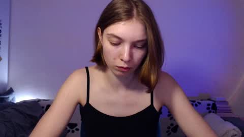 Snapshot of kesha_muah chatting on April 22, 2026, 4:08 pm kesha online show from April 22, 2026, 4:08 pm