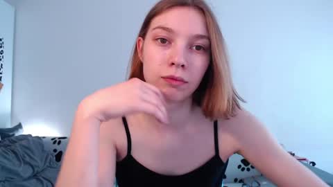 Snapshot of kesha_muah chatting on May 18, 2026, 12:00 pm kesha online show from May 18, 2026, 12:00 pm