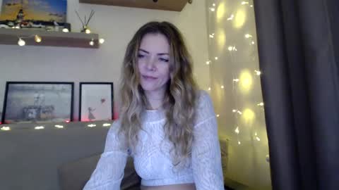 Snapshot of kessiecage chatting on December 21, 2024, 3:14 am kessiecage online show from December 21, 2024, 3:14 am