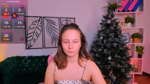 Snapshot of ketrin_n_ chatting on December 16, 2024, 12:38 pm Ketrin online show from December 16, 2024, 12:38 pm
