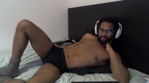 kevi4 online show from February 7, 2025, 10:52 pm