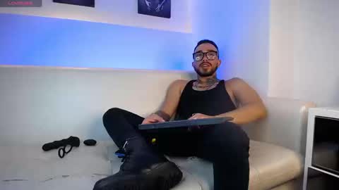 Keviin online show from September 18, 2025, 4:36 am