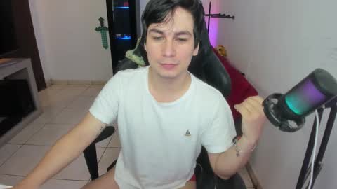 Kevin online show from October 3, 2025, 11:13 pm