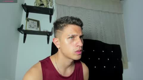 Snapshot of kevin_ahs1 chatting on May 28, 2026, 11:46 pm Kevin Ahs online show from May 28, 2026, 11:46 pm