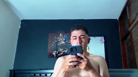 Kevin  y marlon online show from December 12, 2024, 4:26 am