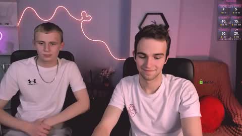 Snapshot of kevin_nix_ chatting on February 5, 2026, 1:32 am kevin_nix_ online show from February 5, 2026, 1:32 am