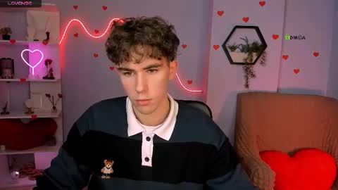 Snapshot of kevin_nix_ chatting on February 10, 2026, 6:39 am kevin_nix_ online show from February 10, 2026, 6:39 am