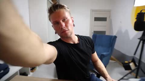 Kev online show from October 6, 2025, 12:24 pm