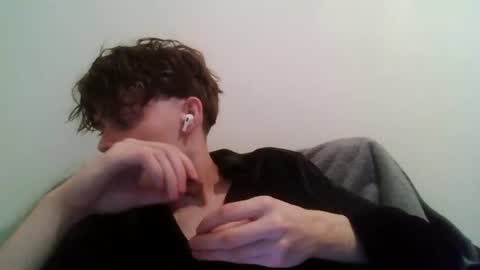 Snapshot of kevinmycroft chatting on January 11, 2026, 10:59 pm kevinmycroft online show from January 11, 2026, 10:59 pm