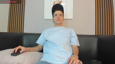 Sexy  Hot Kevin online show from September 14, 2025, 7:57 pm