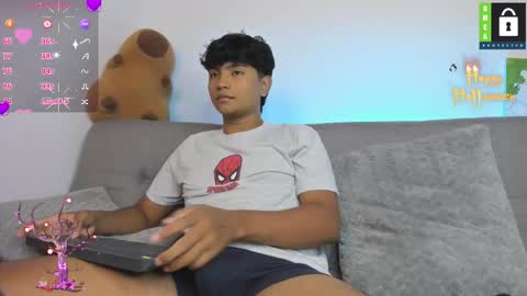 kevin and ottis online show from October 28, 2025, 1:09 am