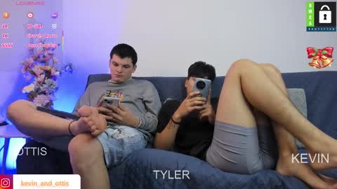 kevin and ottis online show from January 12, 2026, 10:37 pm