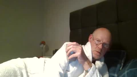 kevlooking4sez online show from March 31, 2026, 10:32 pm