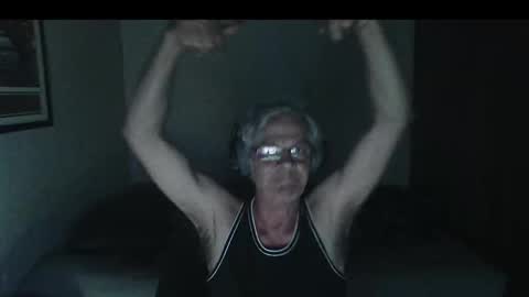 kevwestunder9696 online show from September 25, 2025, 1:04 pm